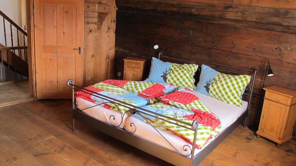 Ferienwohnung Graubuenden/ Castiel מראה חיצוני תמונה